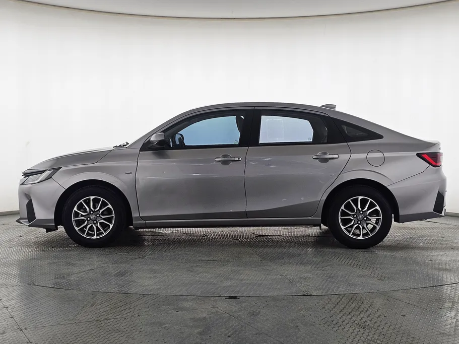 تويوتا يارس Y 2023 