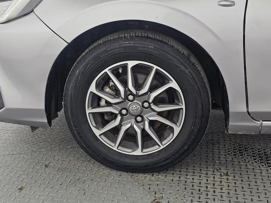 تويوتا يارس Y 2023 