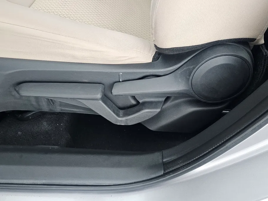 تويوتا يارس Y 2023 