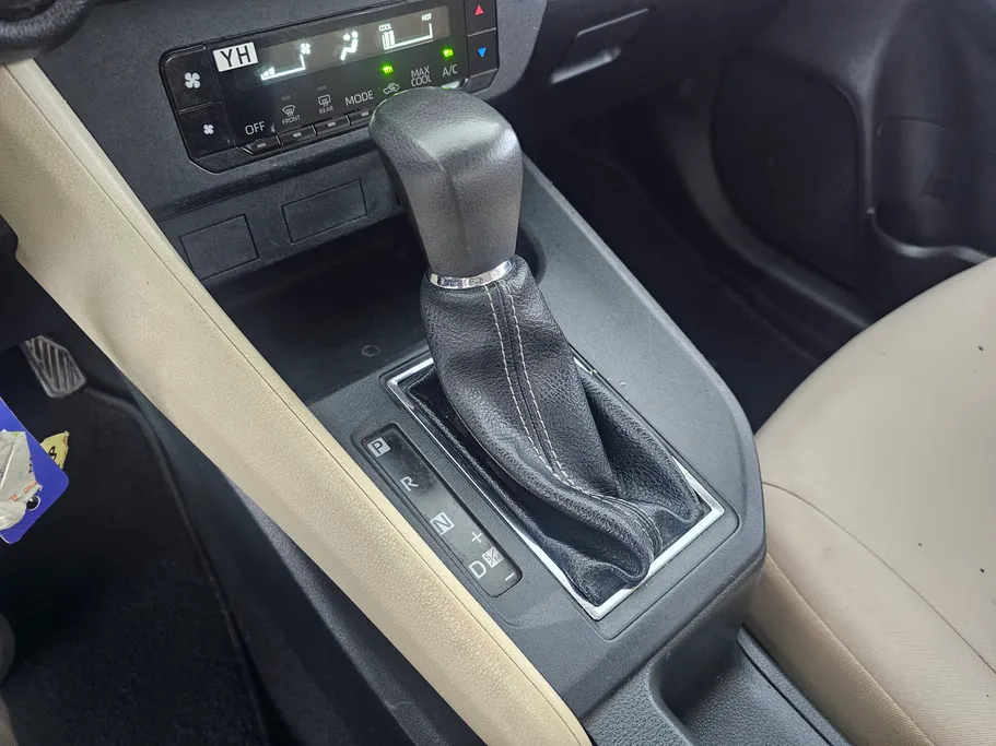 تويوتا يارس Y 2023 