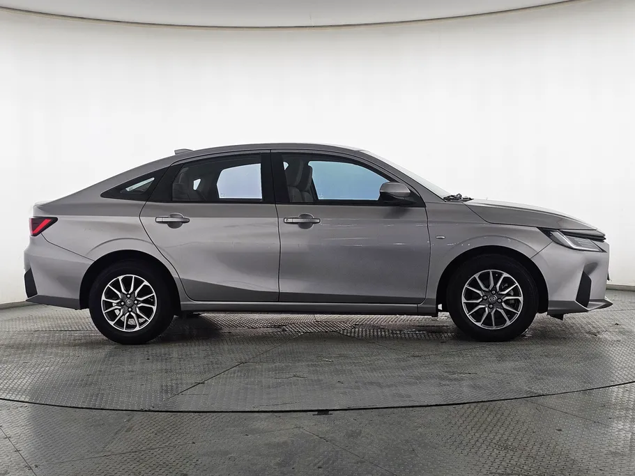 تويوتا يارس Y 2023 