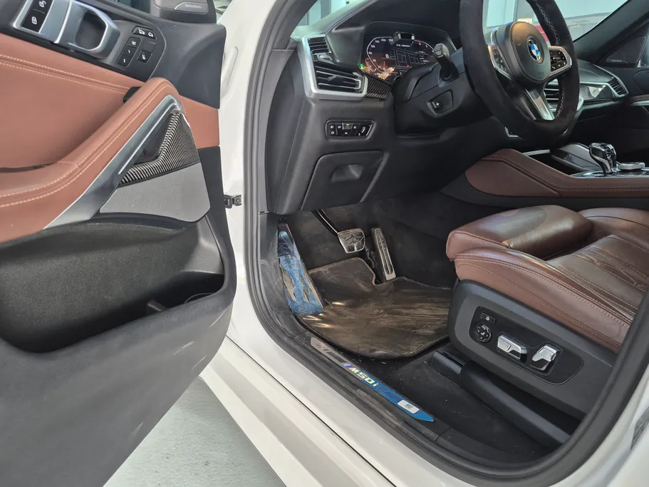 بي ام دبليو الفئة اكس 6 M 50i  2022 
