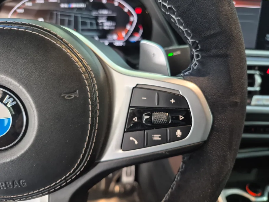 بي ام دبليو الفئة اكس 6 M 50i  2022 