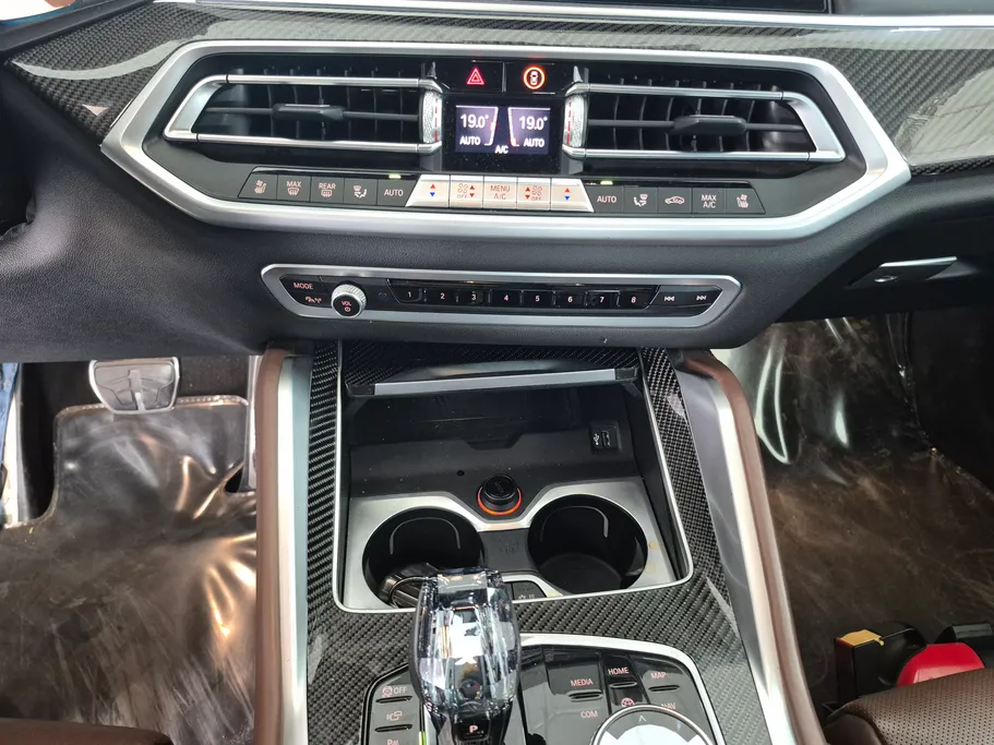 بي ام دبليو الفئة اكس 6 M 50i  2022 
