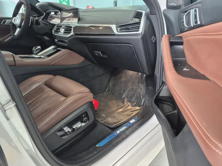 بي ام دبليو الفئة اكس 6 M 50i  2022 