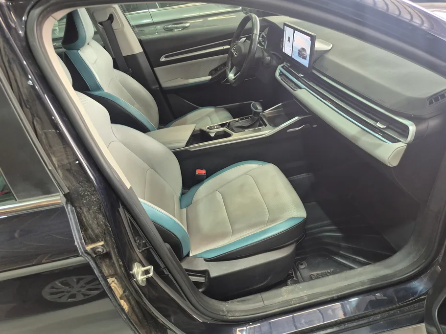 جيلي امجراند GF 2025 