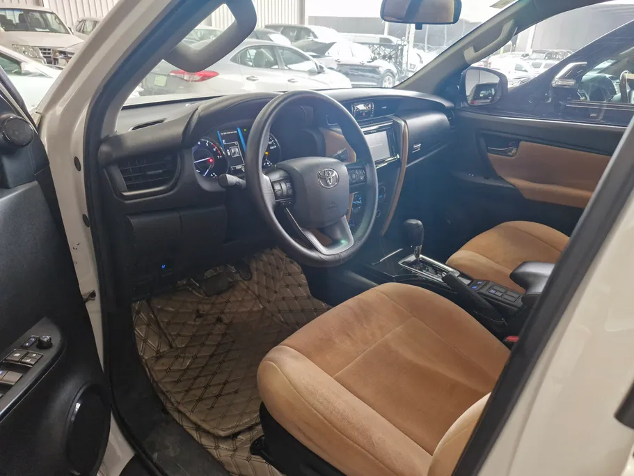 تويوتا فورتشنر GX 2021 