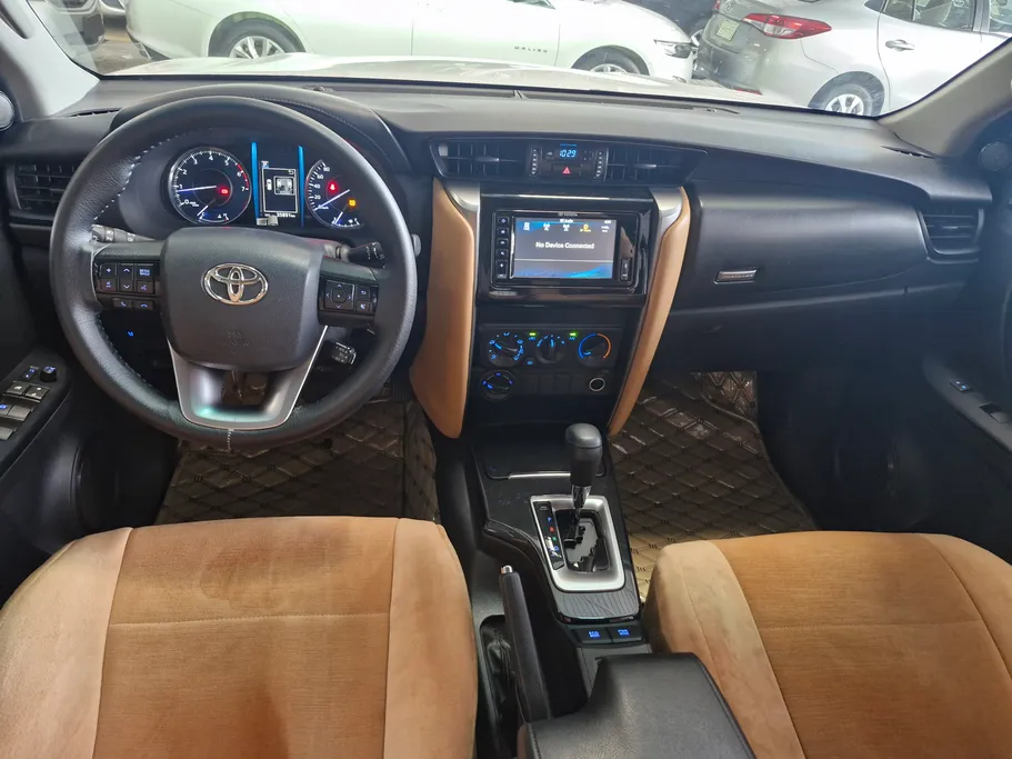 تويوتا فورتشنر GX 2021 