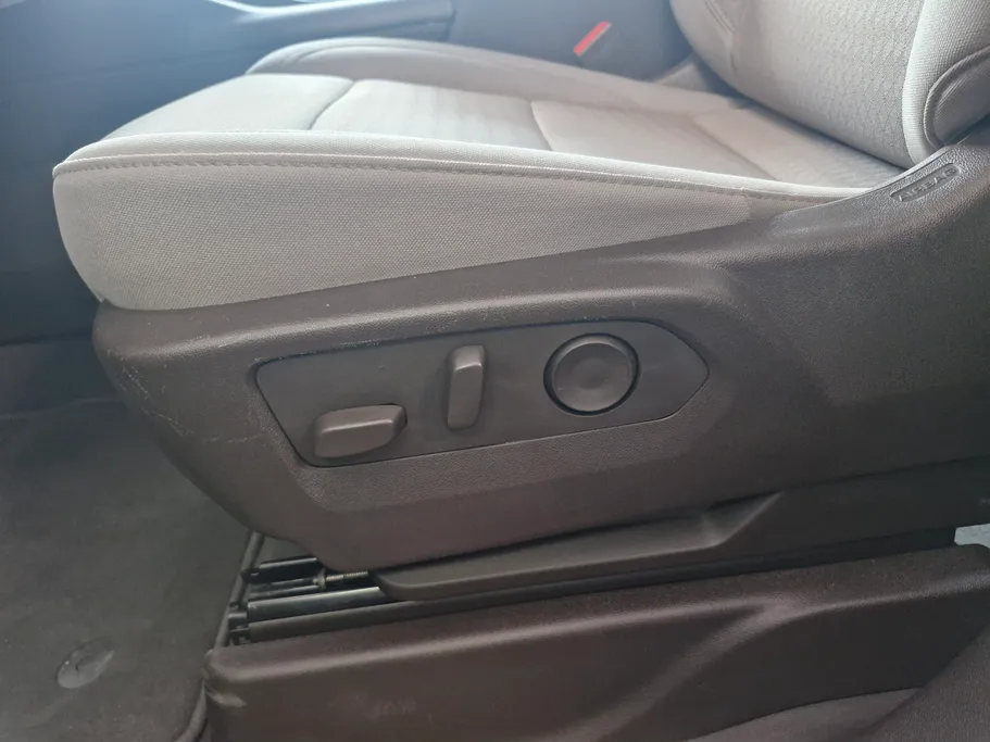 جي إم سي  يوكن SLE 2024 