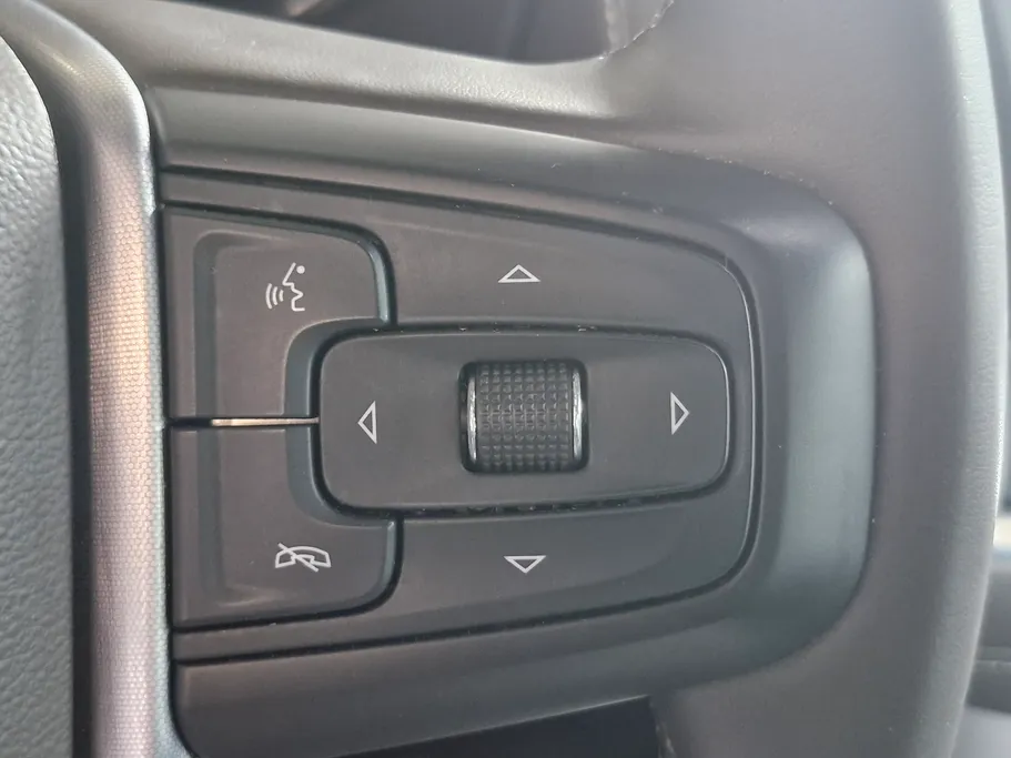 جي إم سي  يوكن SLE 2024 