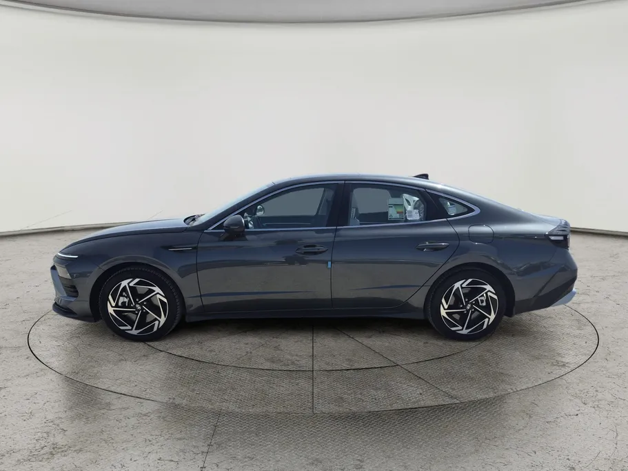 2026 Hyundai Sonata Smart 