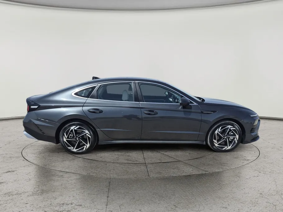 2026 Hyundai Sonata Smart 