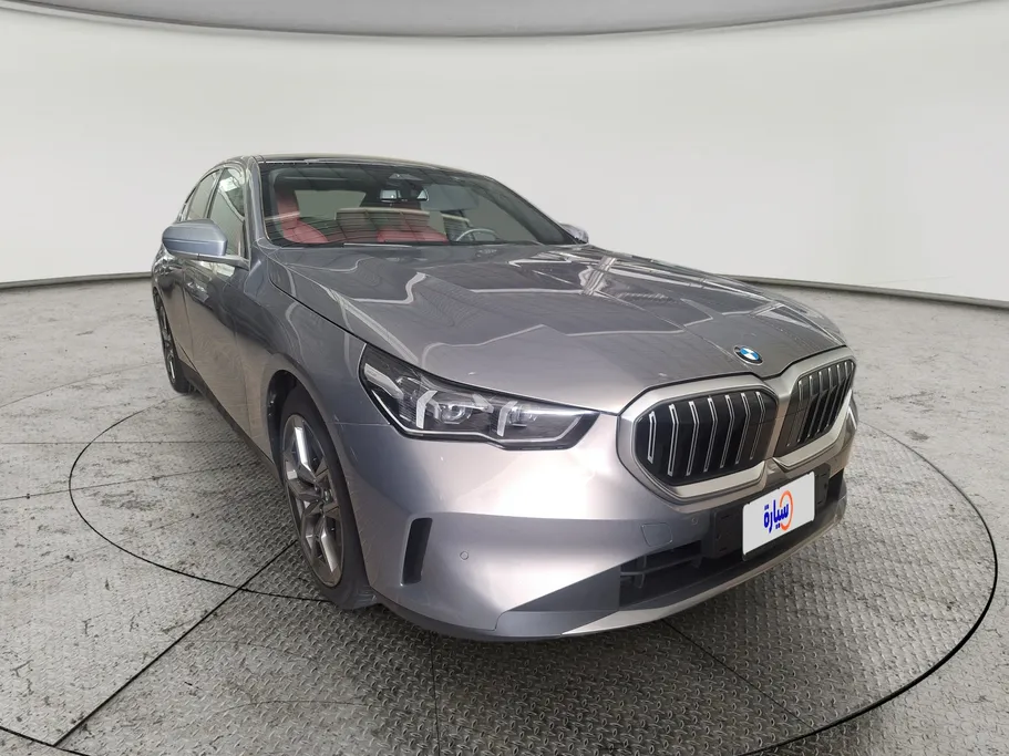 2024 BMW 5 Series 520i 