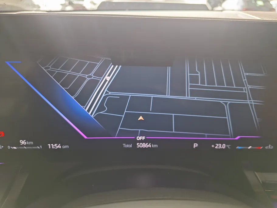 بي ام دبليو الفئة الخامسة 520i 2024 