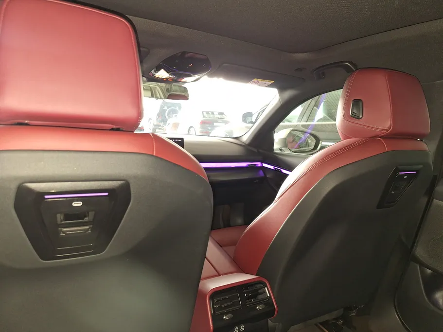 بي ام دبليو الفئة الخامسة 520i 2024 