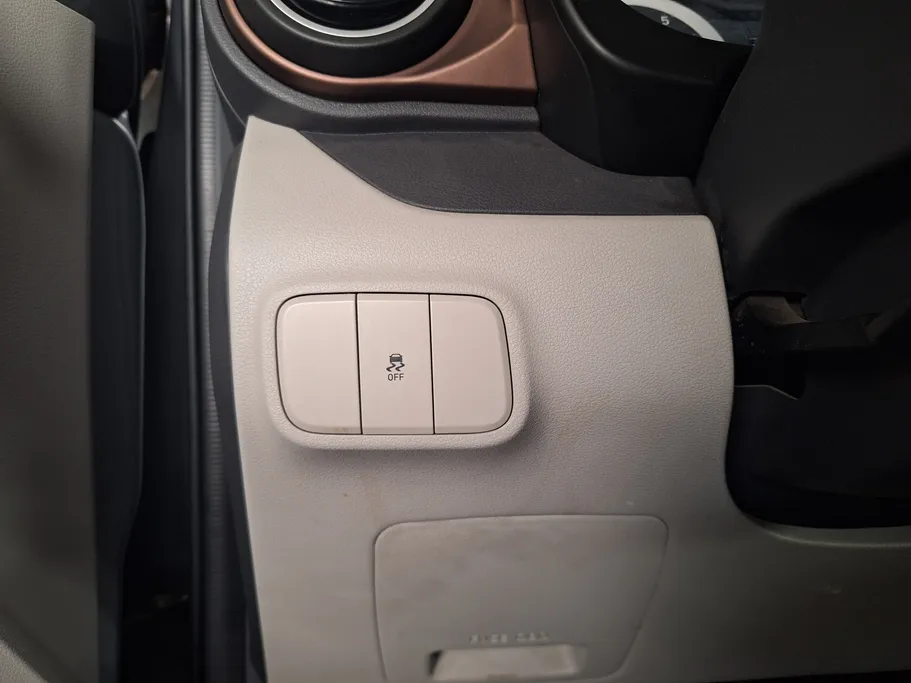 2024 Hyundai Grand i10 Fleet 