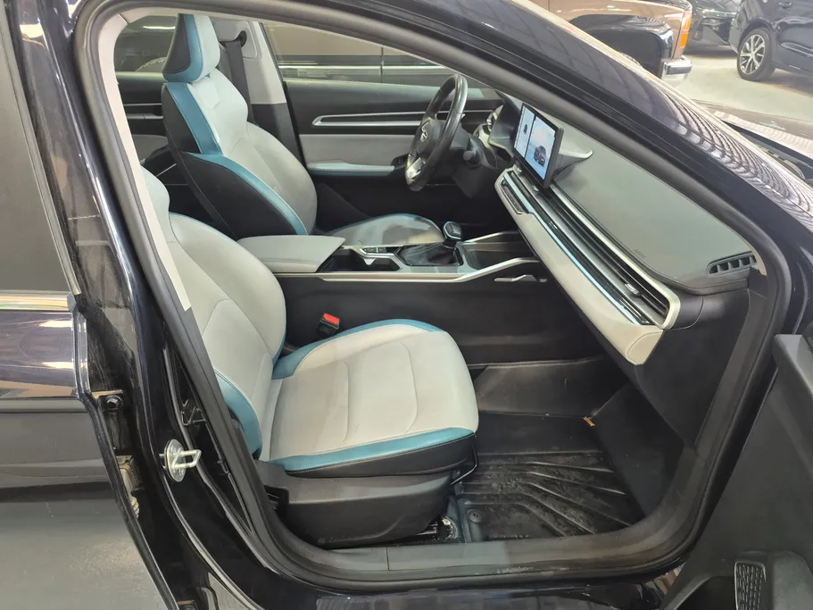 جيلي امجراند GF 2025 