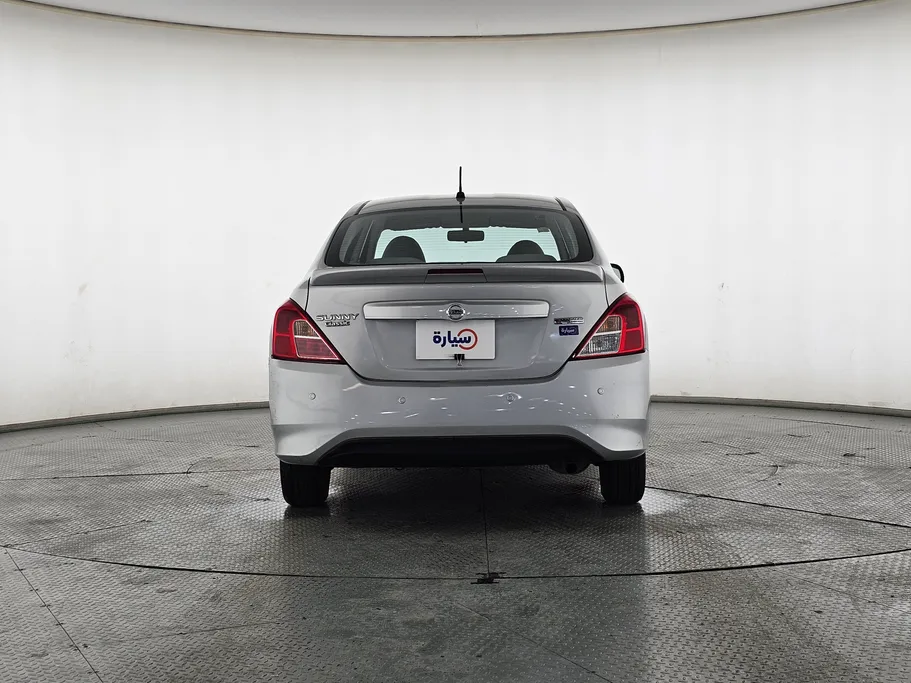 2020 Nissan Sunny Classic 