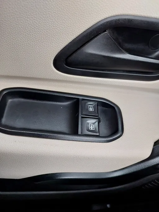 رينو داستر PE 2023 