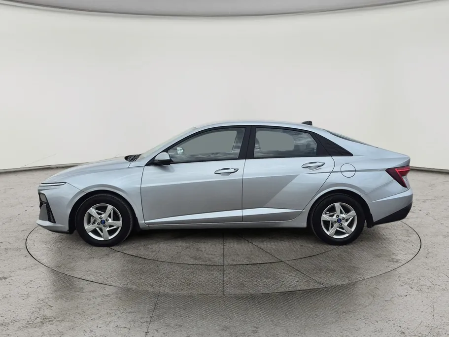 2024 Hyundai Accent Fleet 