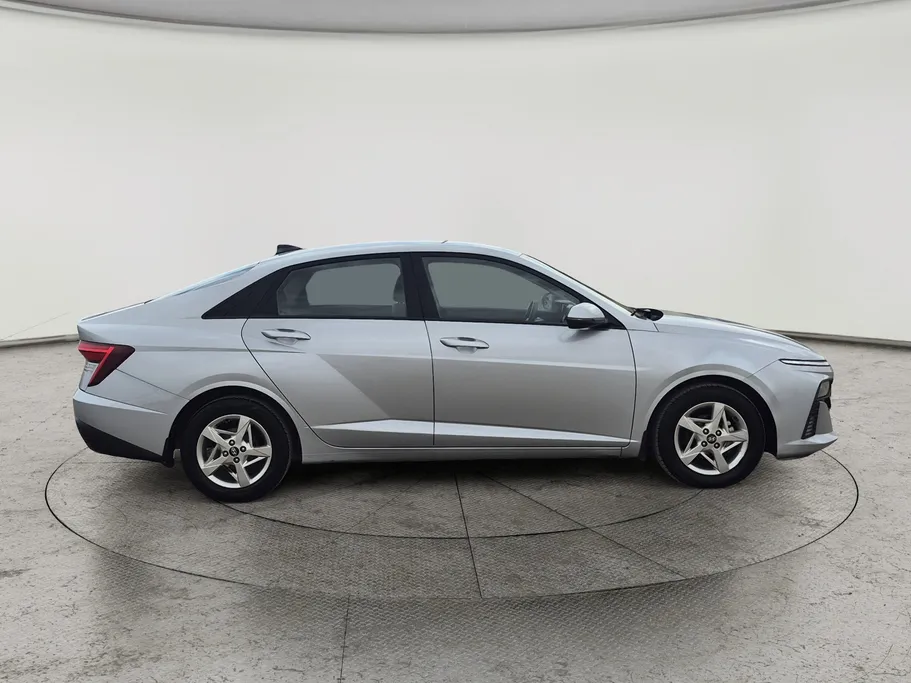 2024 Hyundai Accent Fleet 