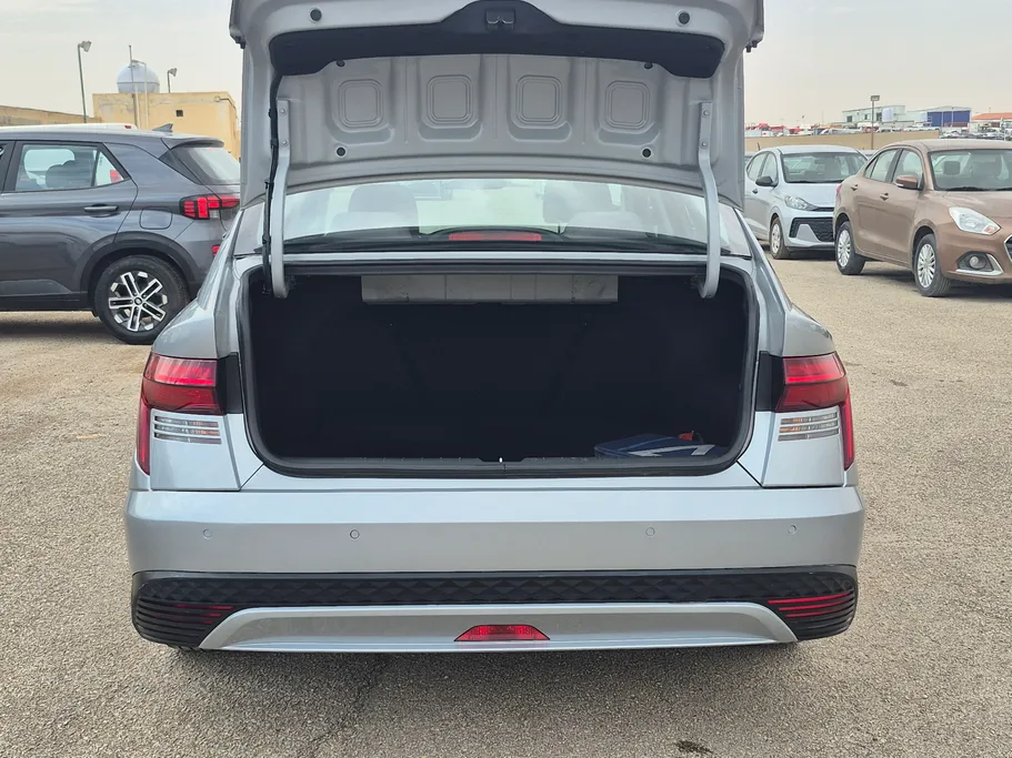 2024 Hyundai Accent Fleet 