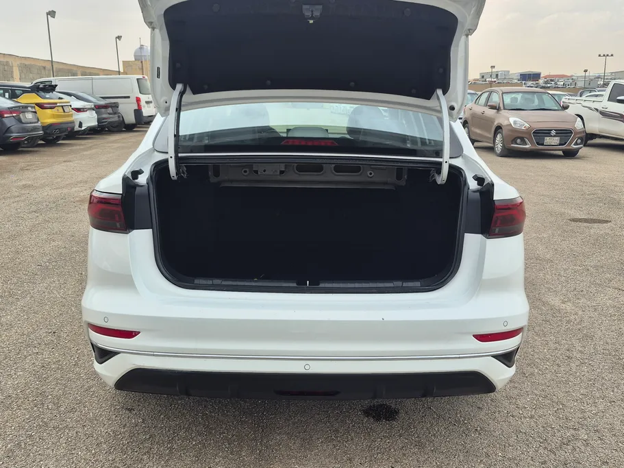 2025 Geely Emgrand GF 