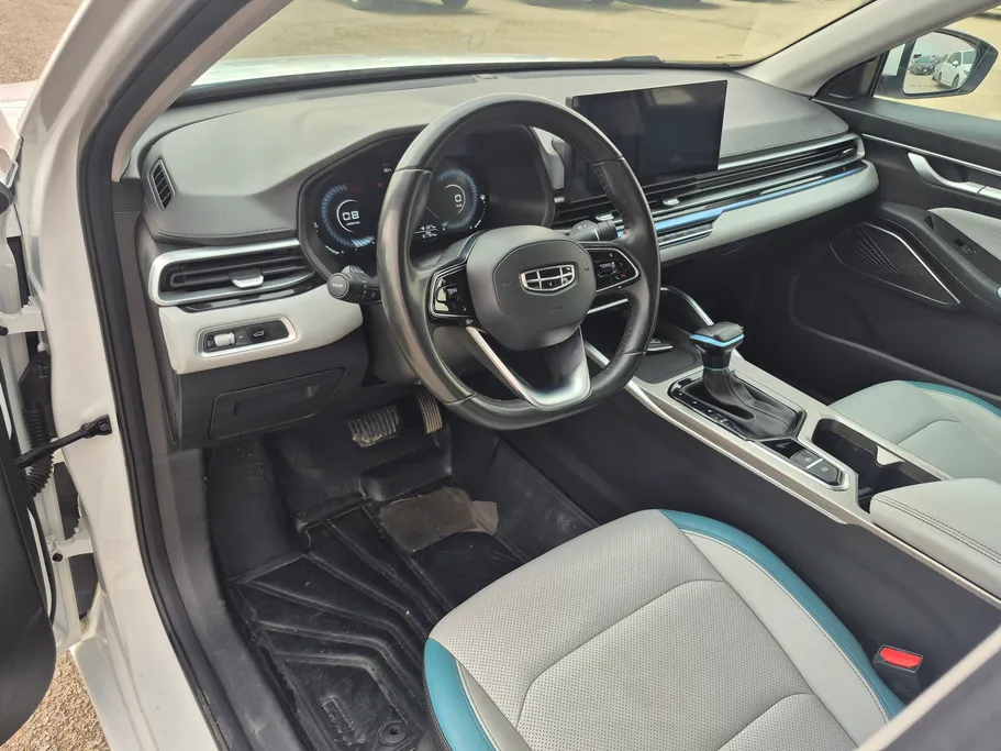 2025 Geely Emgrand GF 