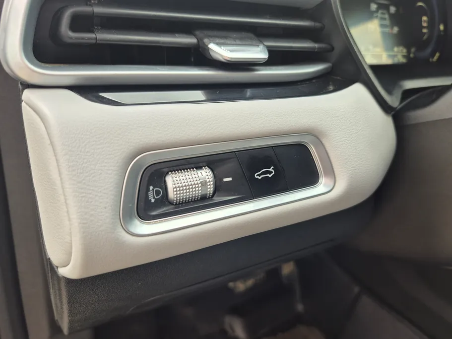 2025 Geely Emgrand GF 