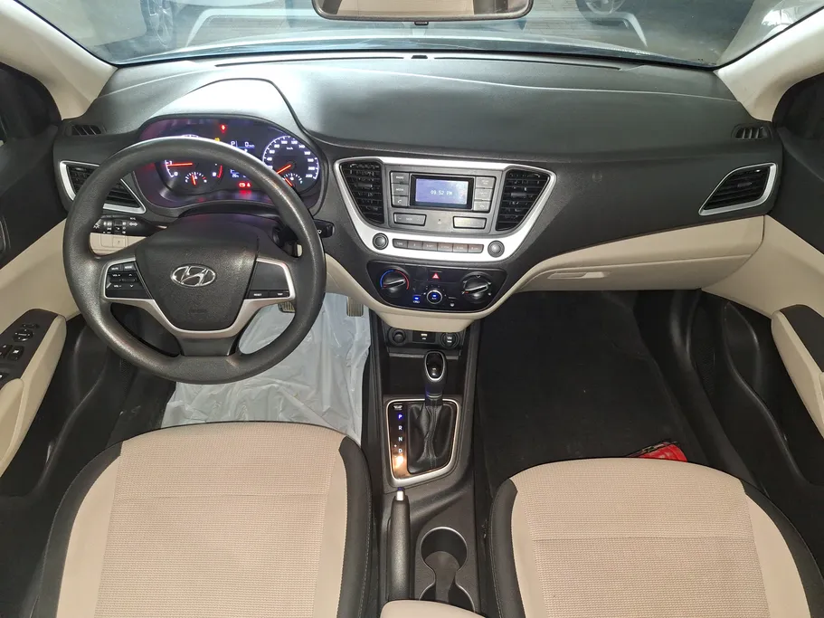 2023 Hyundai Accent Smart 