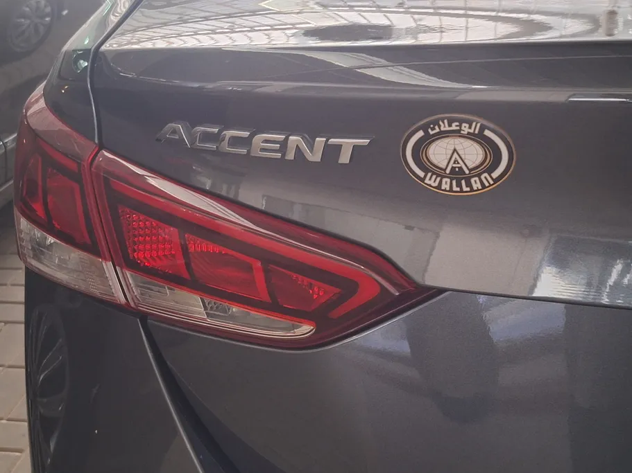 2023 Hyundai Accent Smart 