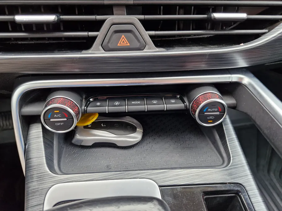 جيلي توجيلا Flagship GF 2023 