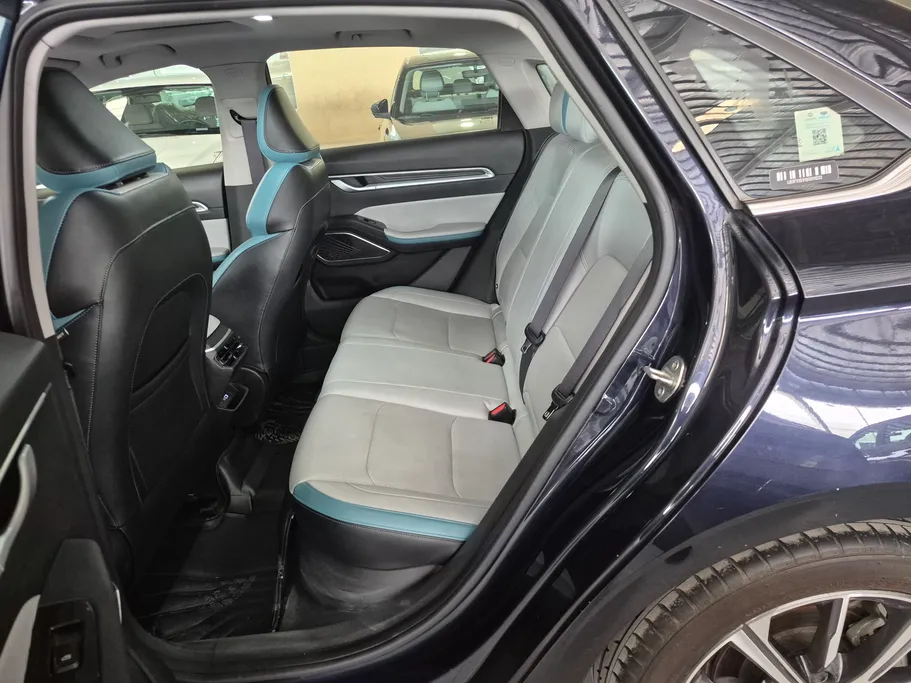 جيلي امجراند GF 2025 