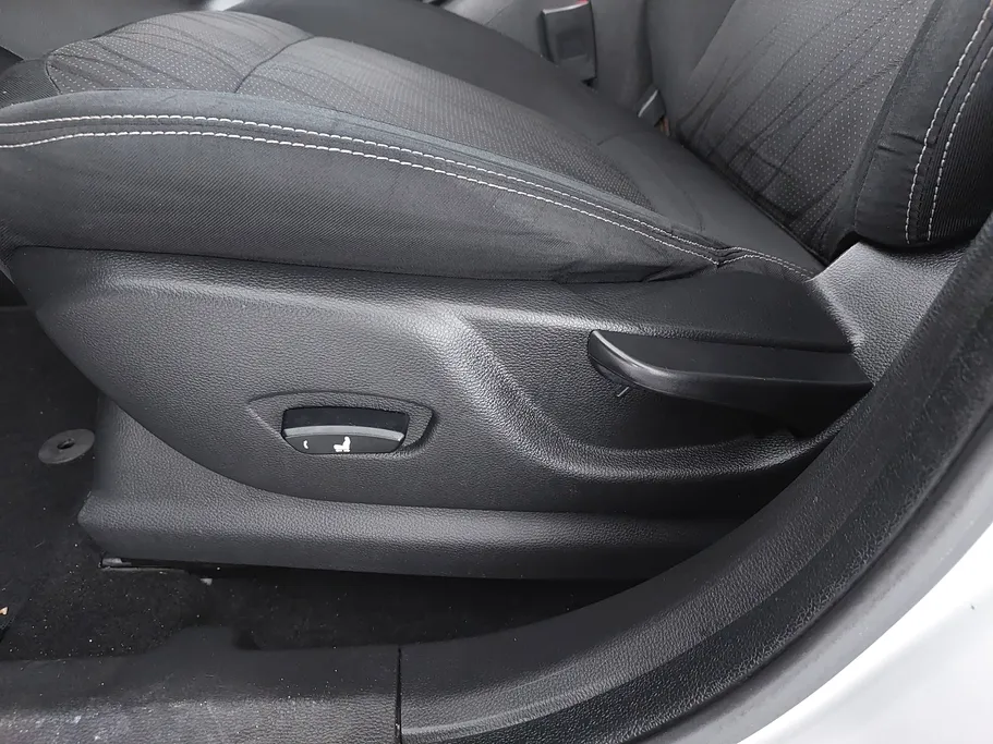 2023 Chevrolet Groove LT 