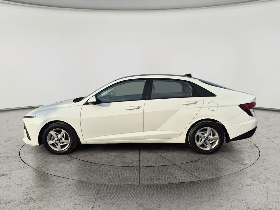 2024 Hyundai Accent Fleet 