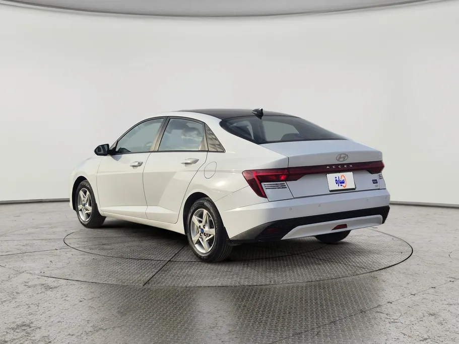 2024 Hyundai Accent Fleet 