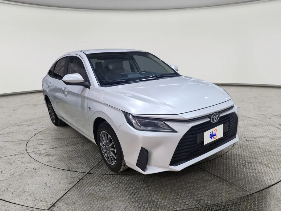 2024 Toyota Yaris  Y 