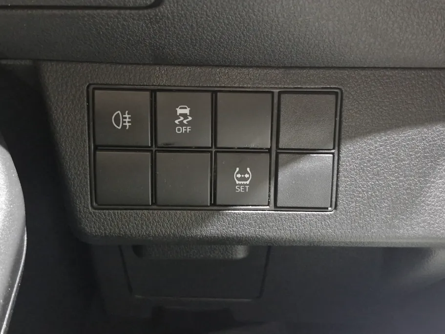 2024 Toyota Yaris  Y 