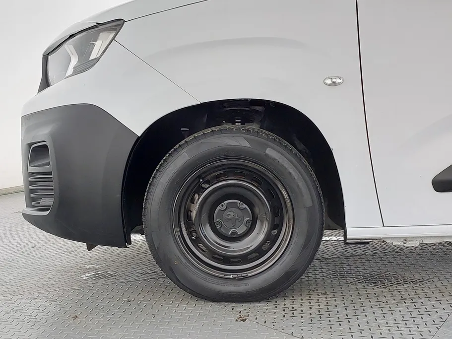 بيجو بارتنر Short van 2023 