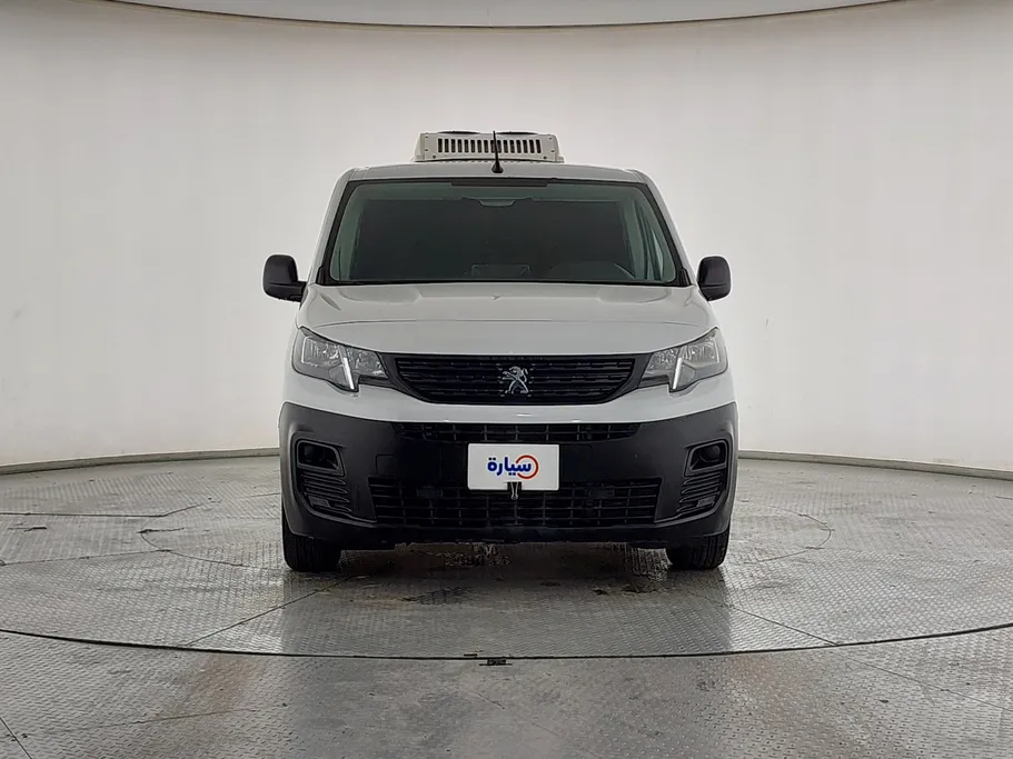 بيجو بارتنر Short van 2023 