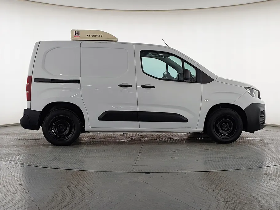 بيجو بارتنر Short van 2023 