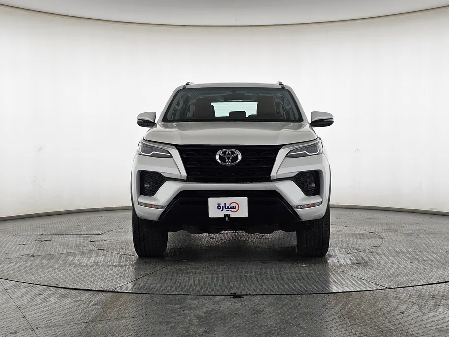 2023 Toyota Fortuner VX 