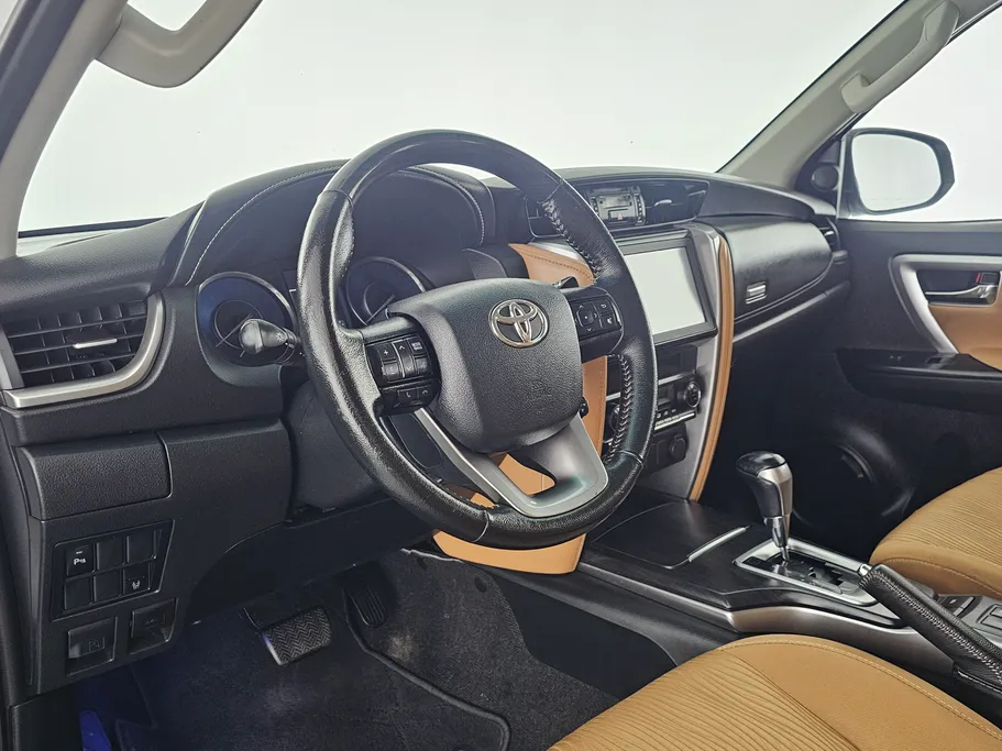 2023 Toyota Fortuner VX 