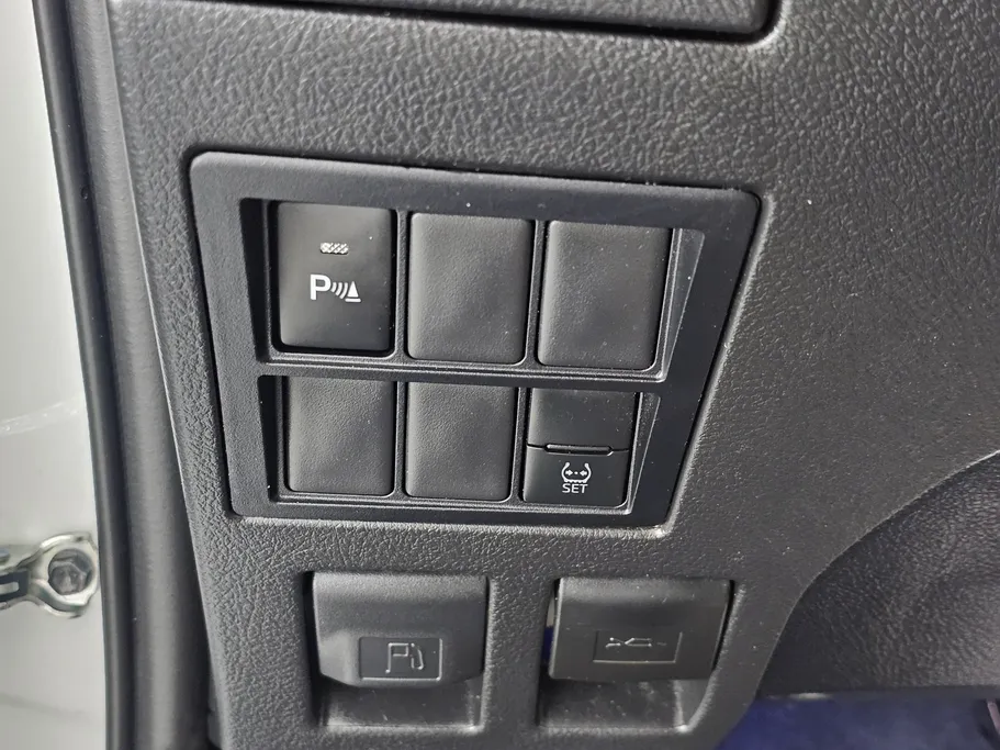 2023 Toyota Fortuner VX 