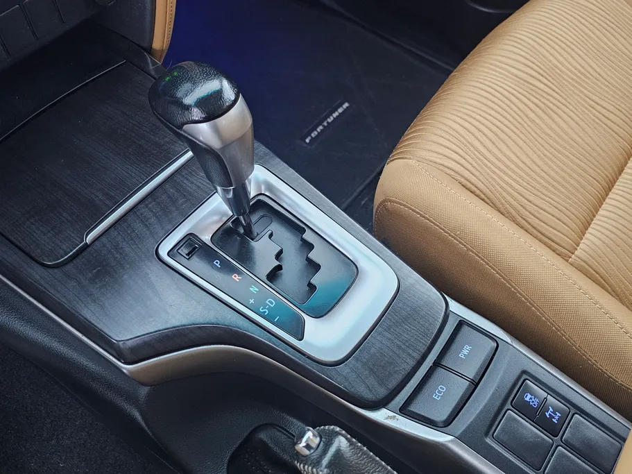 2023 Toyota Fortuner VX 