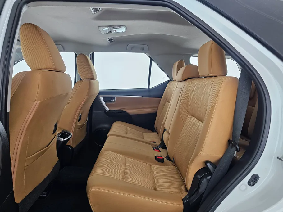 2023 Toyota Fortuner VX 