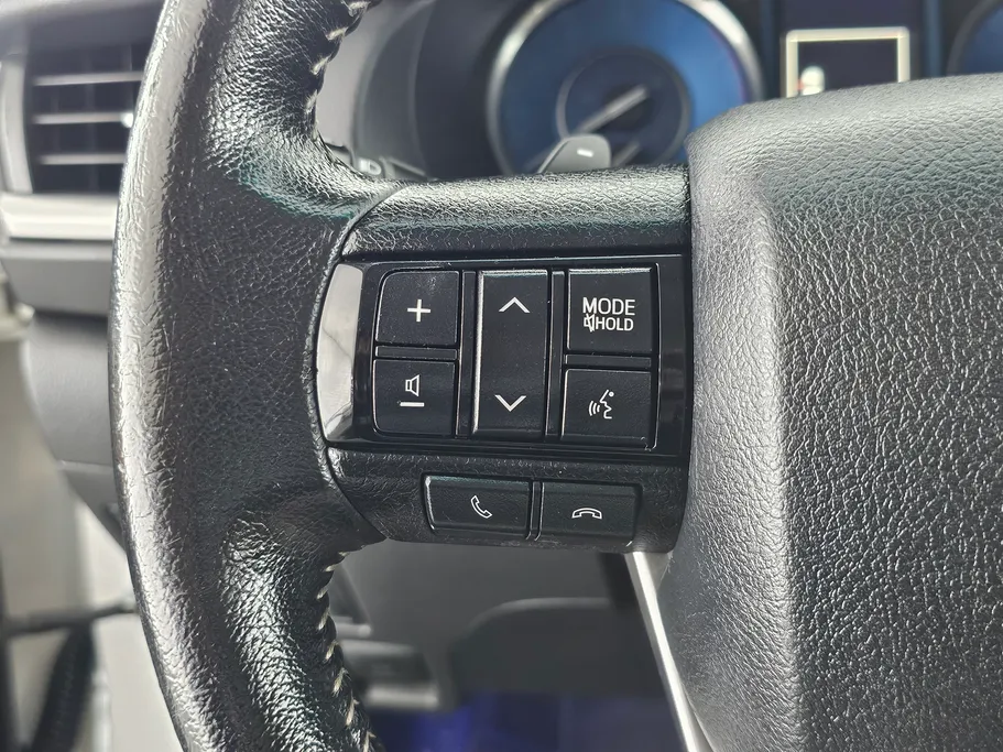 2023 Toyota Fortuner VX 