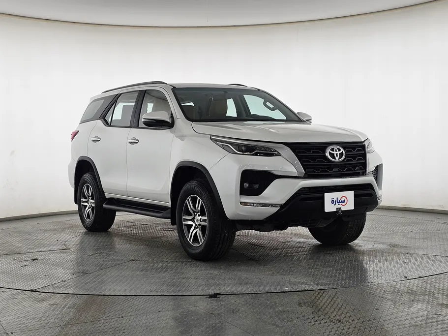 2023 Toyota Fortuner VX 