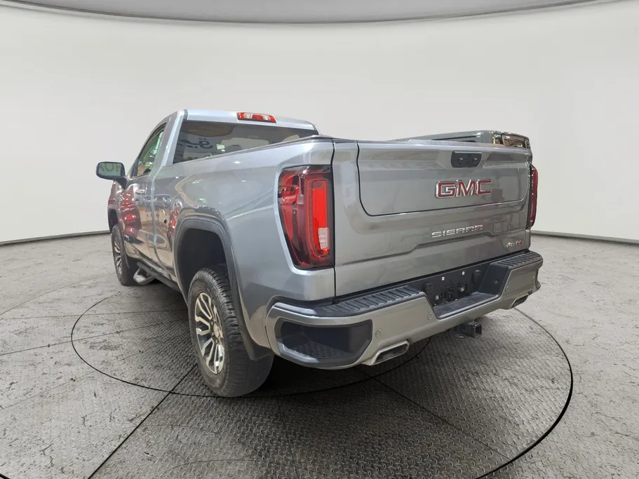 جي إم سي  سييرا AT4 2023 