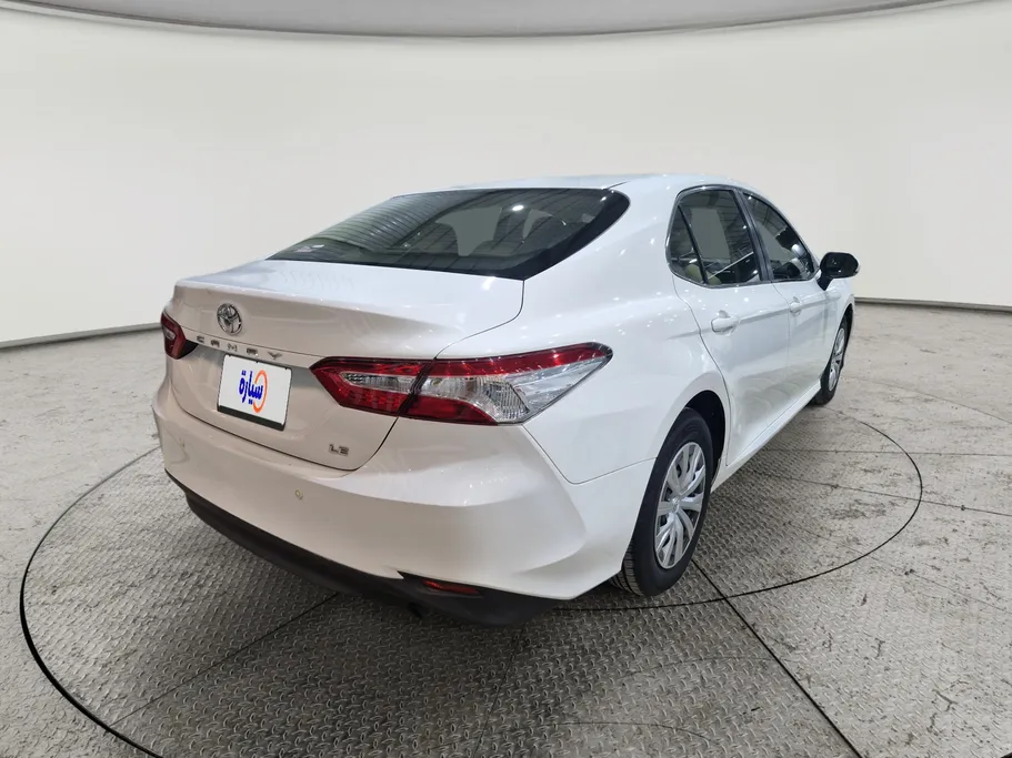 تويوتا كامري LE 2019 